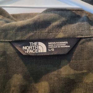 Men's long sleeve North Face button up